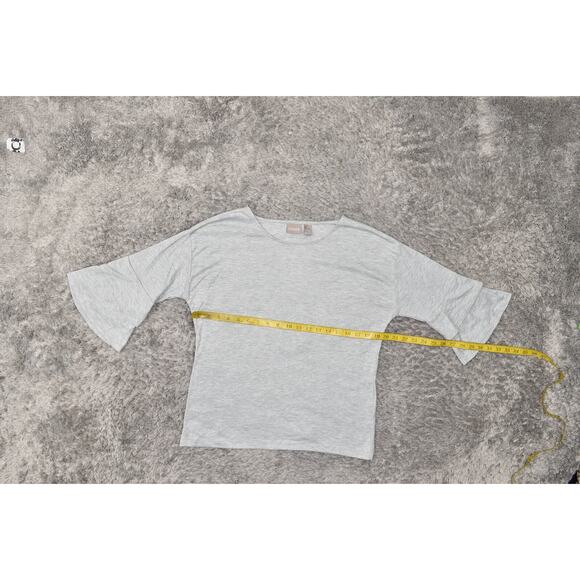 Chico's Size 1 Gray Blouse Women's Top Crew Neck 3/4 Sleeve Solid Elegant - Picture 2 of 8